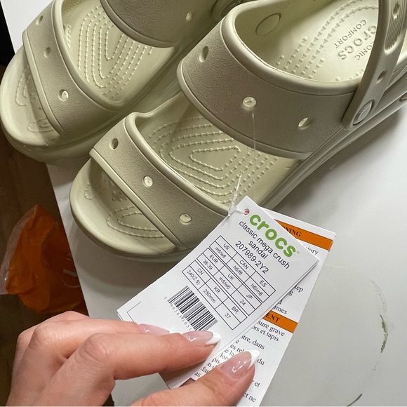 BNIB Crocs Mega Crush Sandal Tik Tok Sandals size 8 Bone NWT - Picture 14 of 16